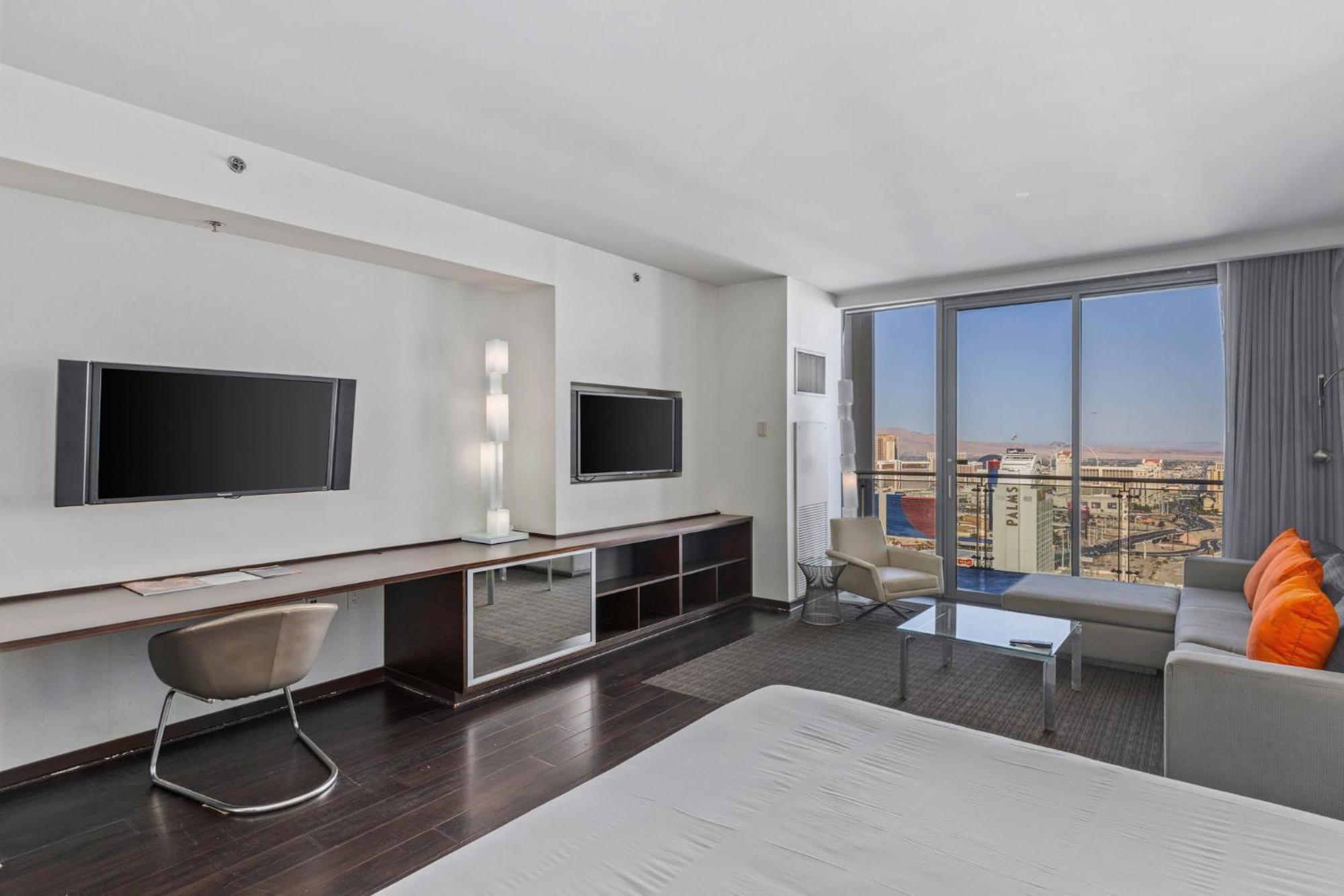 Palms Place Hotel By Zelloo Las Vegas Exterior photo