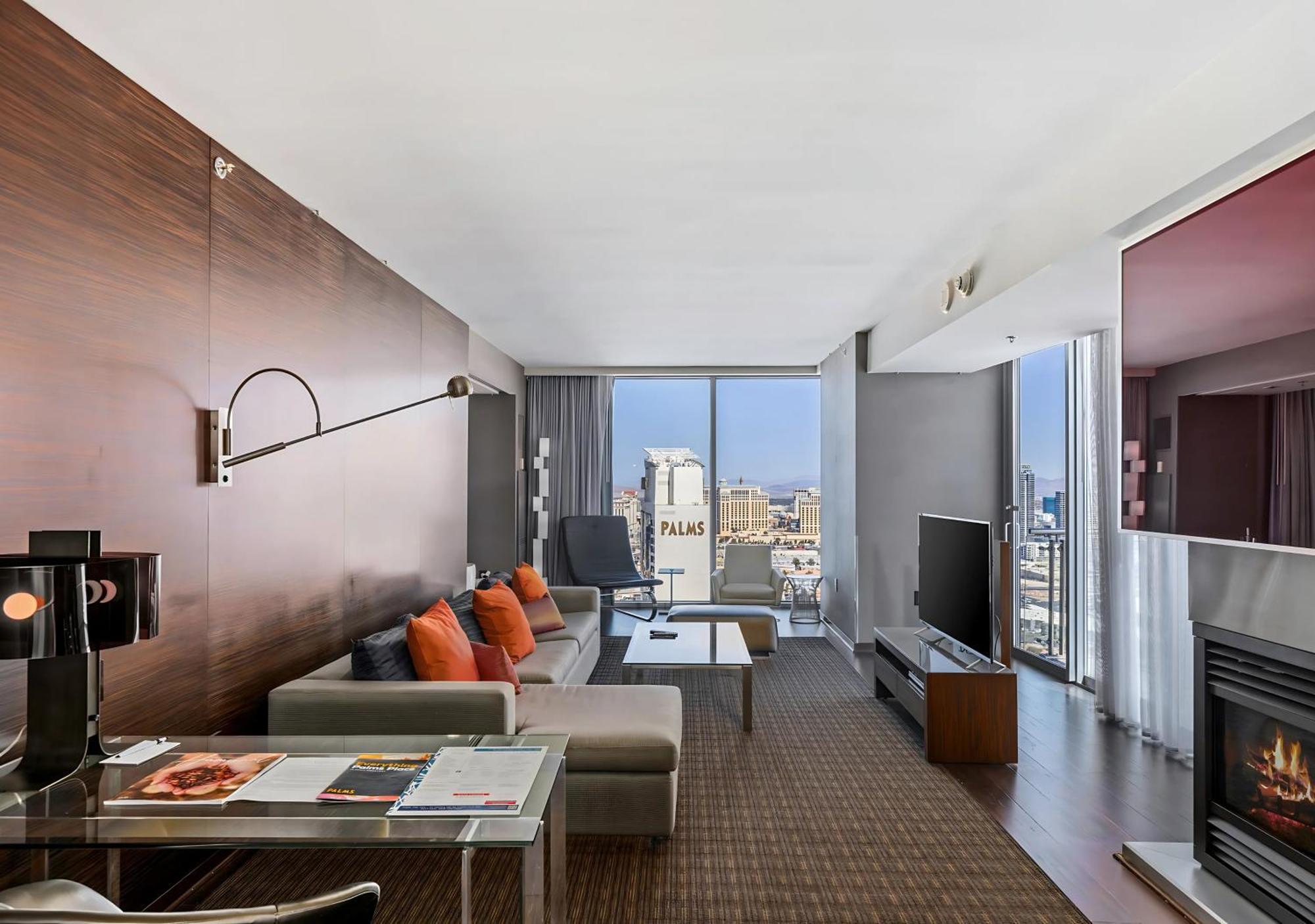 Palms Place Hotel By Zelloo Las Vegas Exterior photo