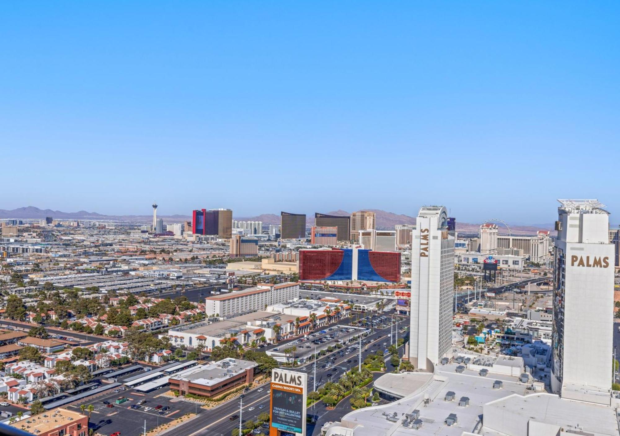 Palms Place Hotel By Zelloo Las Vegas Exterior photo