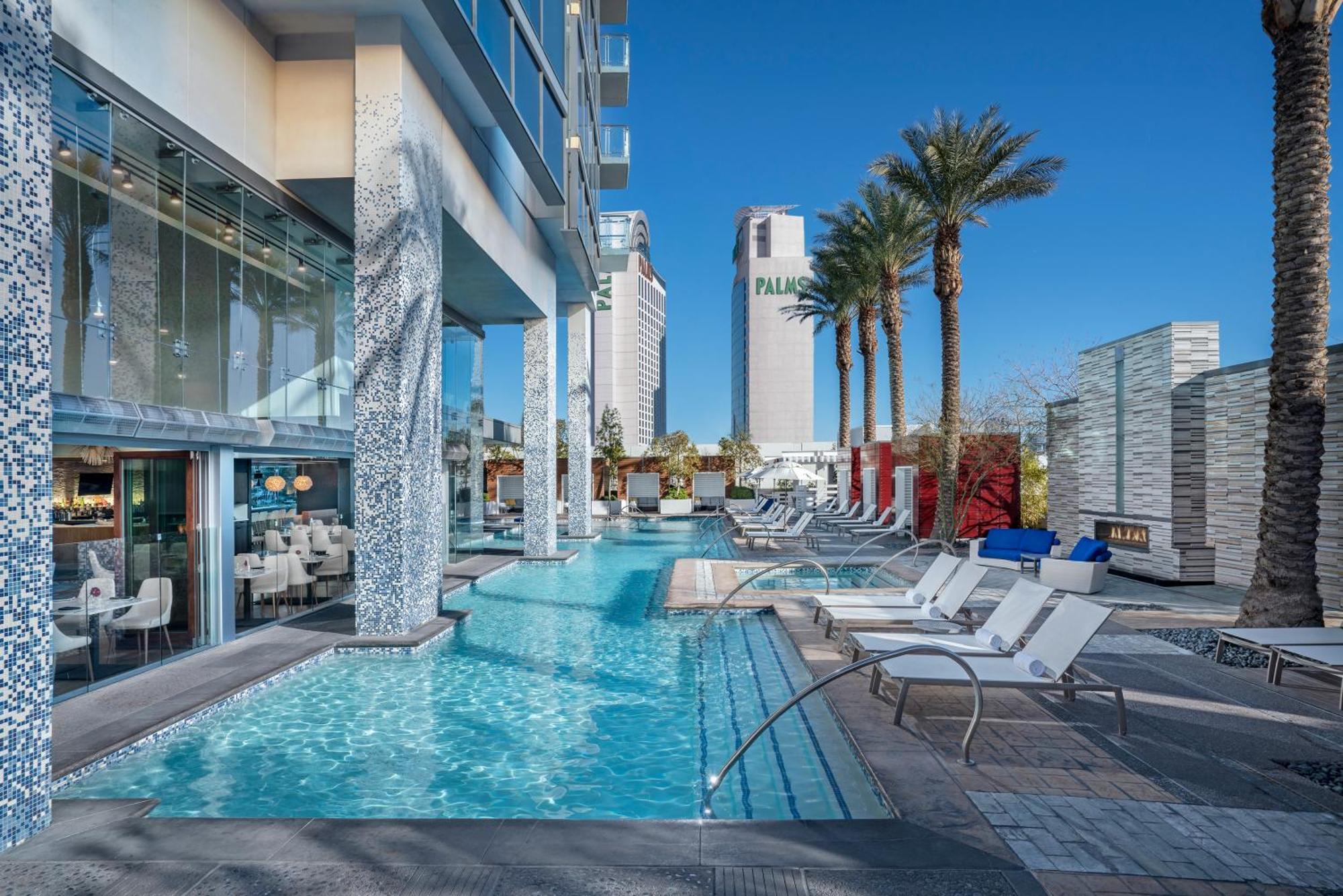 Palms Place Hotel By Zelloo Las Vegas Exterior photo